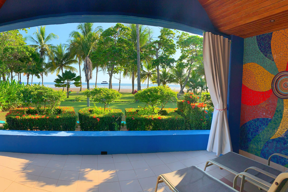 beachfront-bungalow-5n